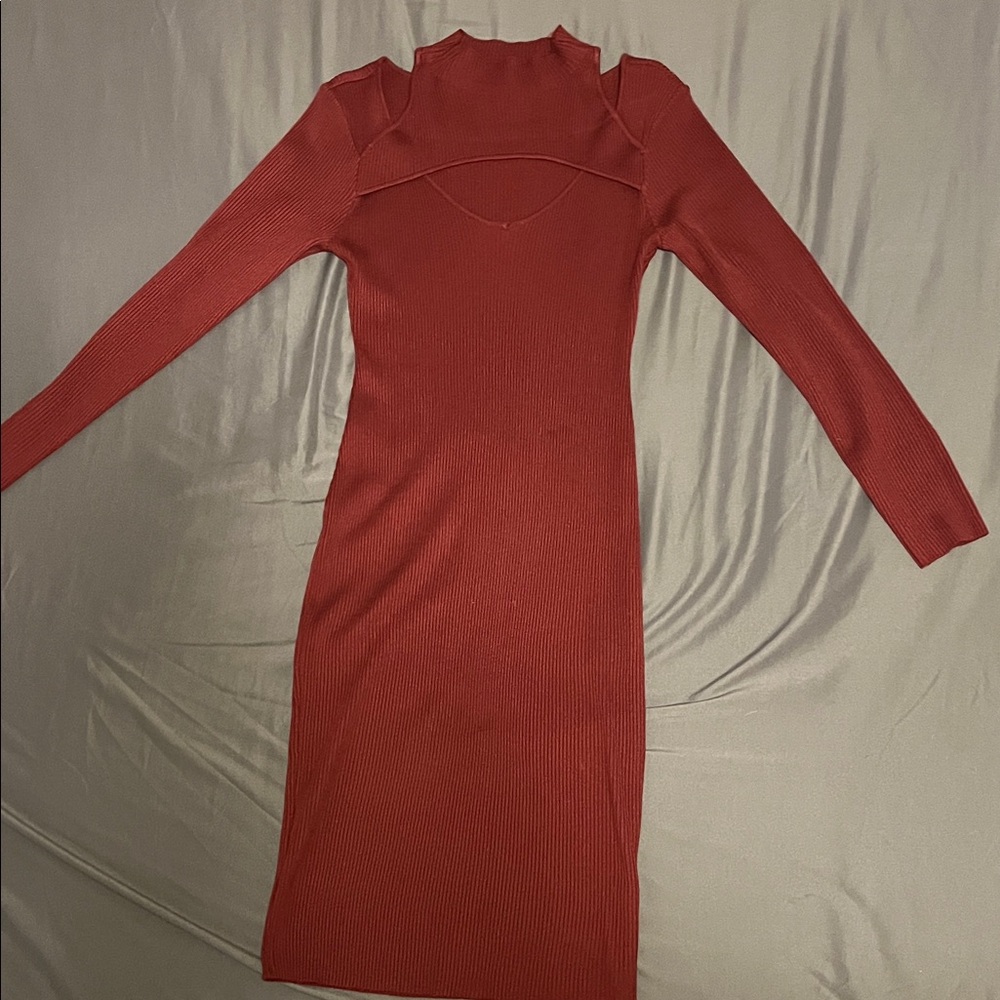 Almost Famous Red Long Sleeve Dress